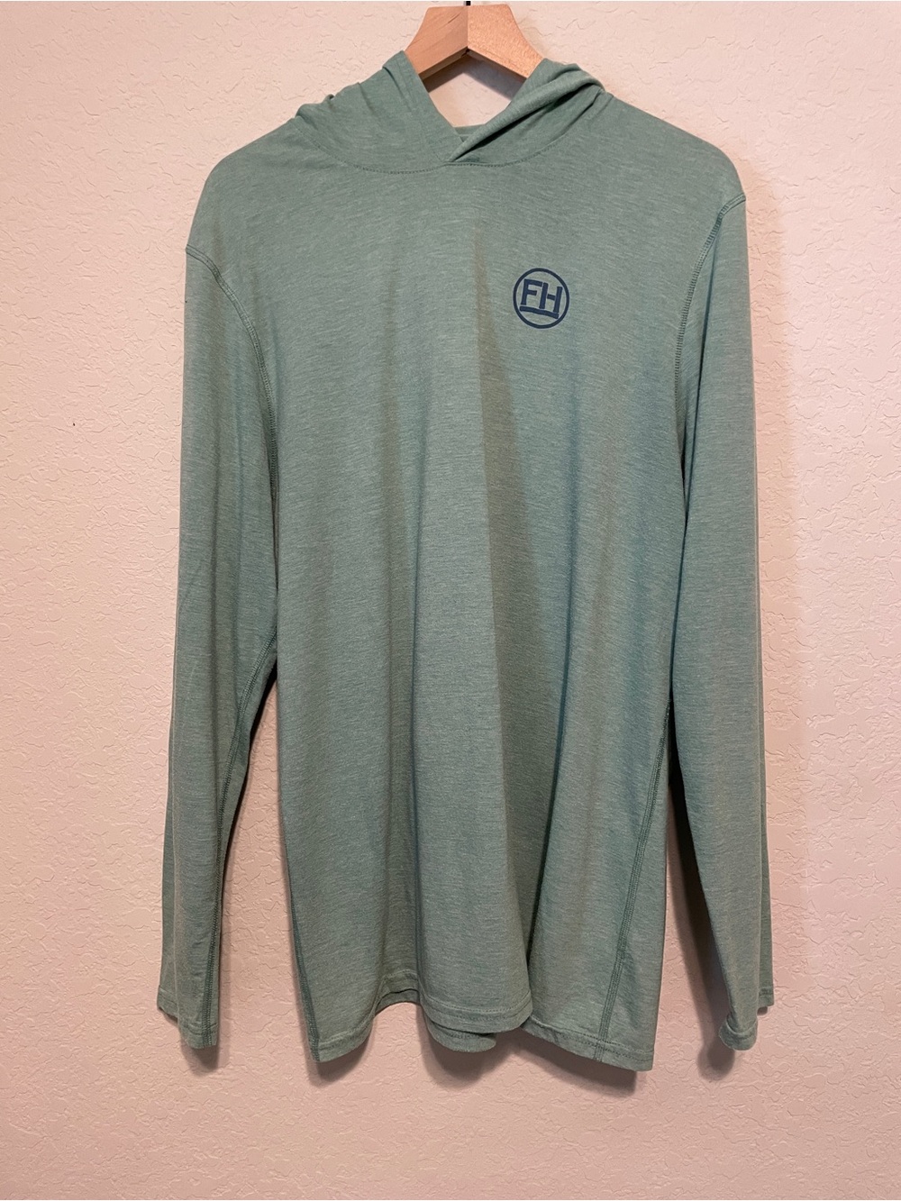 FH Logo Men's Long-Sleeve Hooded Tee in Sage Green